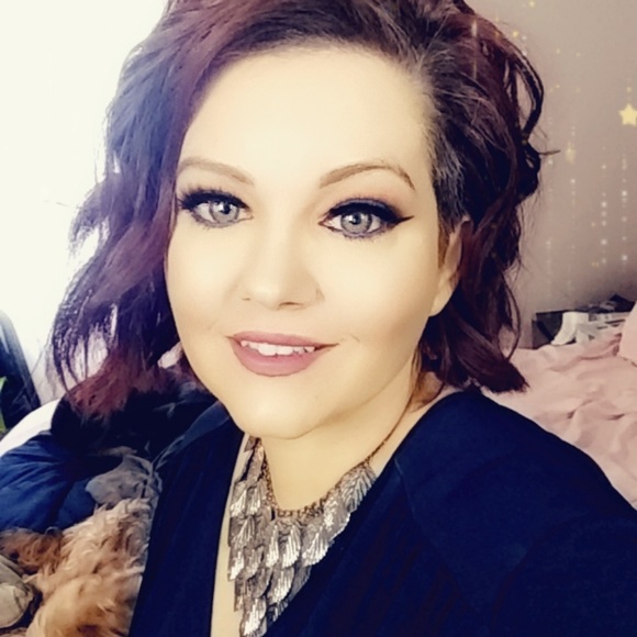 Meet your Posher, Regina - Picture 2 of 2